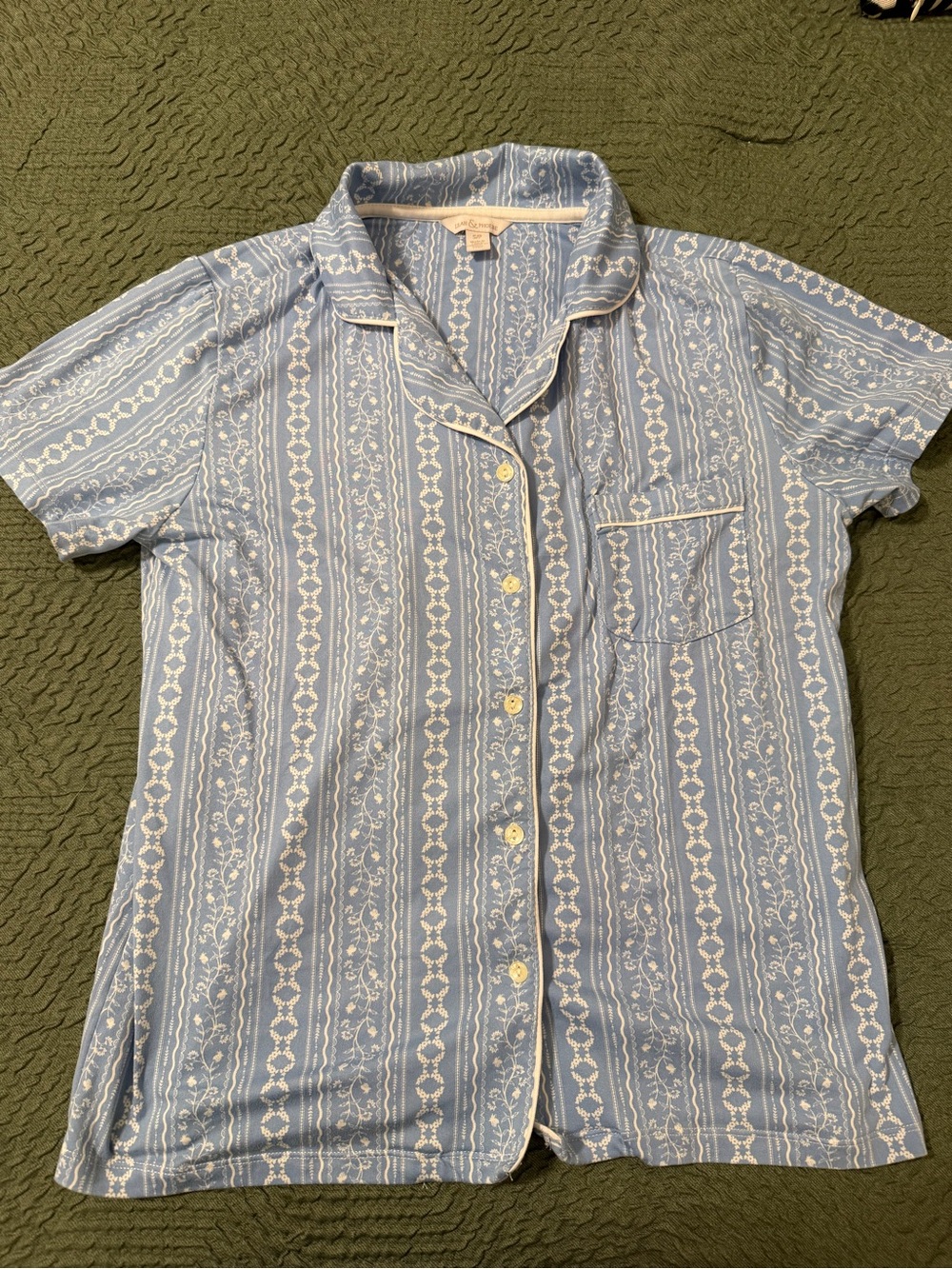 Lila y & Phoebe Light Blue Patterned 3 pieces pajama set size small